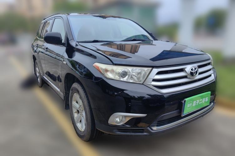 Used Toyota Highlander 2012 2.7L Two-Wheel Drive 7-Seater Elite Edition Front Right 45 Deg