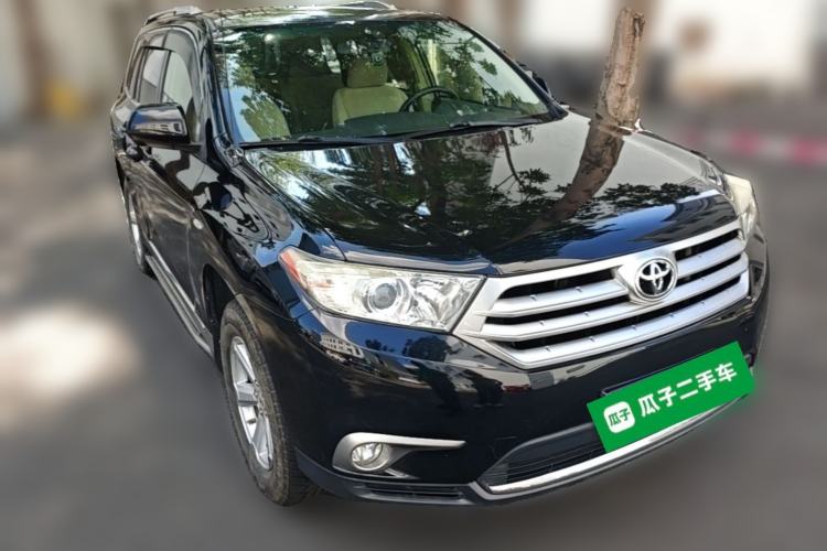 Used Toyota Highlander 2012 2.7L Two-Wheel Drive 7-Seater Elite Edition Front Right 45 Deg