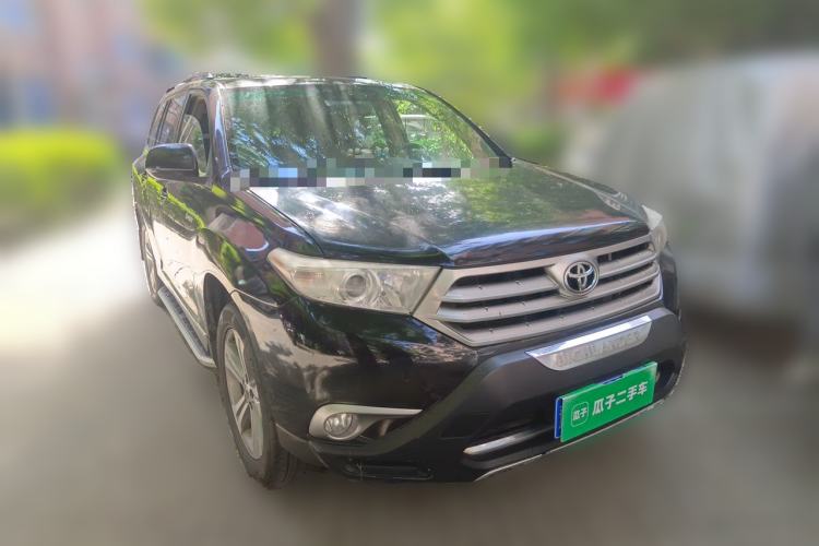 Used Toyota Highlander 2012 2.7L Two-Wheel Drive 7-Seater Luxury Edition Front Right 45 Deg