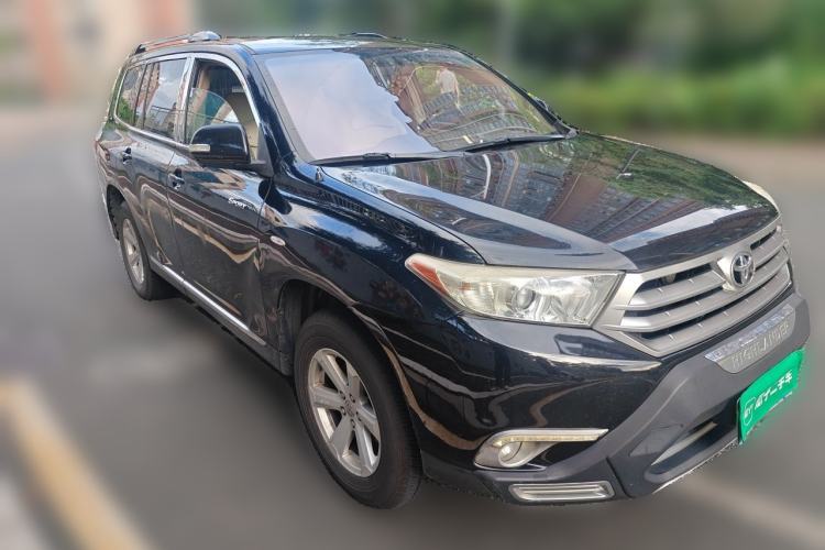 Used Toyota Highlander 2012 2.7L Two-Wheel Drive 7-Seater Elite Edition Front Right 45 Deg