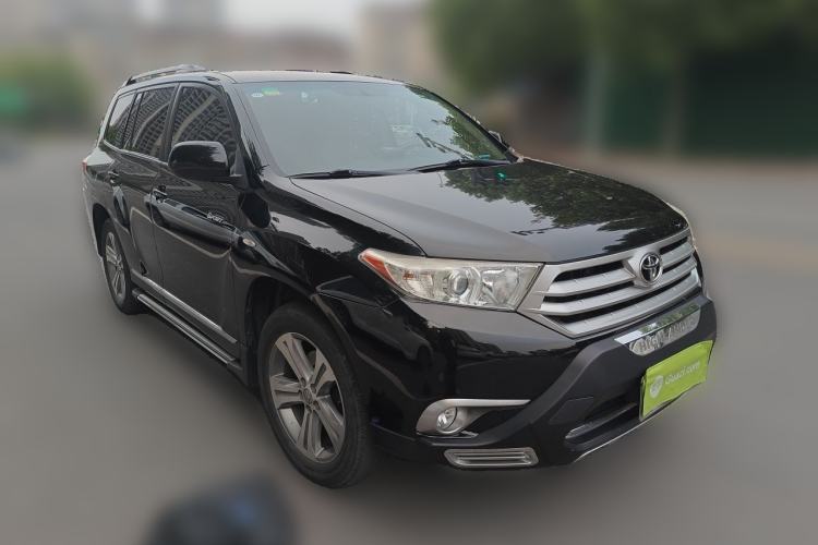 Used Toyota Highlander 2012 2.7L Two-Wheel Drive 7-Seater Luxury Edition Front Right 45 Deg