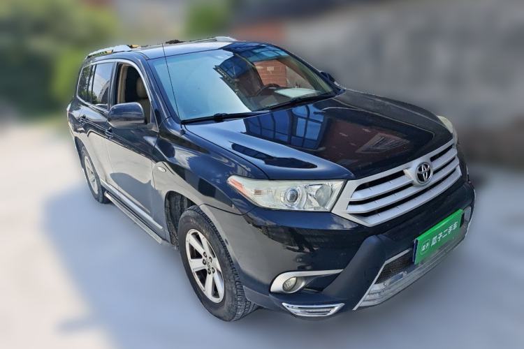 Used Toyota Highlander 2012 3.5L 4x4 7-Seater Elite Edition Front Right 45 Deg