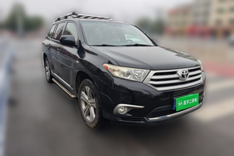 Used Toyota Highlander 2012 2.7L Two-Wheel Drive 7-Seater Luxury Edition Front Right 45 Deg