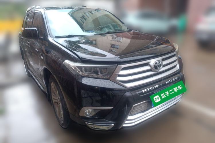 Used Toyota Highlander 2012 2.7L Two-Wheel Drive 7-Seater Luxury Edition Front Right 45 Deg