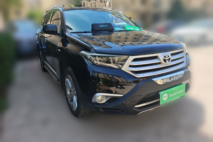 Used Toyota Highlander 2012 2.7L Two-Wheel Drive 5-Seater Sport Edition Front Right 45 Deg