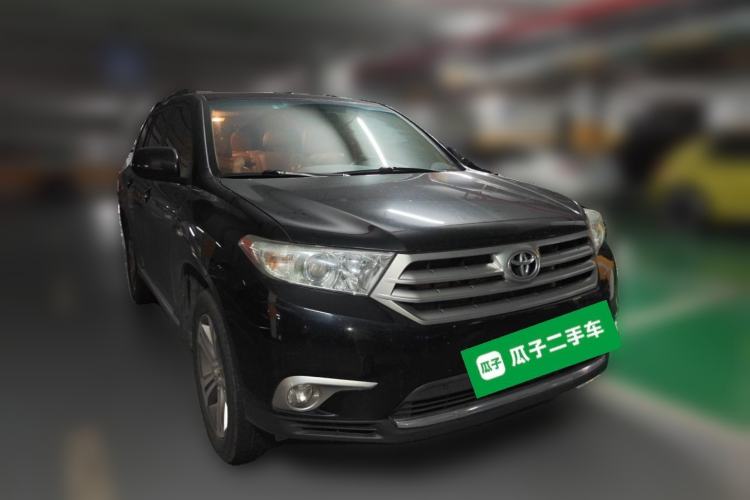 Used Toyota Highlander 2012 2.7L Two-Wheel Drive 7-Seater Luxury Edition Front Right 45 Deg