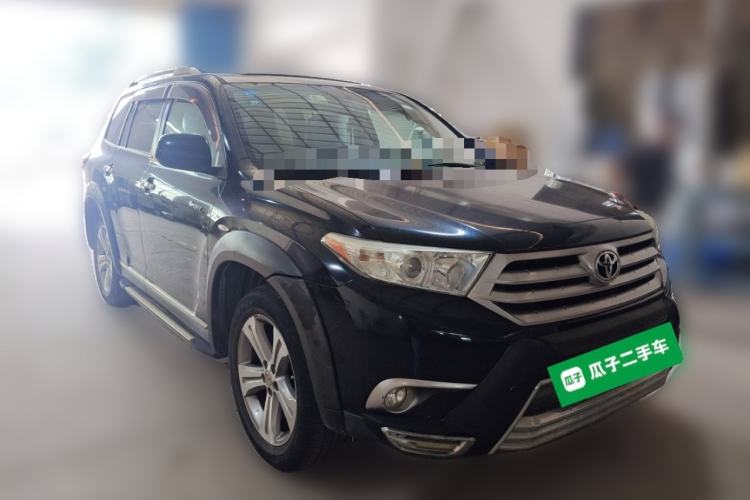 Used Toyota Highlander 2012 2.7L Two-Wheel Drive 7-Seater Luxury Edition Front Right 45 Deg