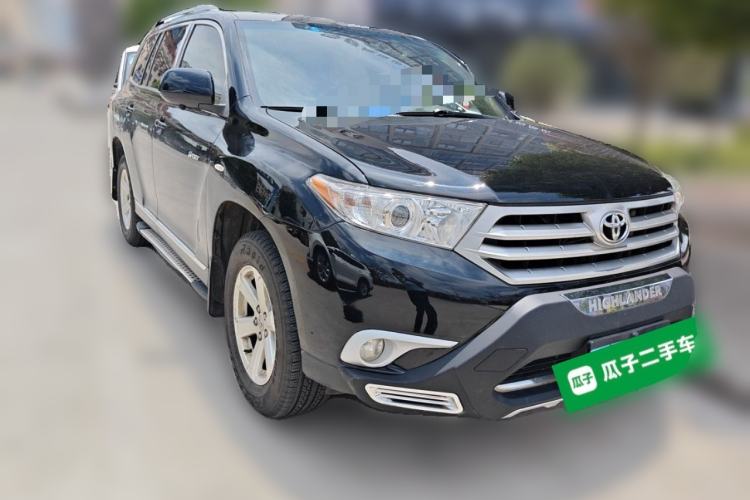 Used Toyota Highlander 2012 2.7L Two-Wheel Drive 7-Seater Luxury Edition Front Right 45 Deg