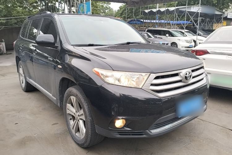 Used Toyota Highlander 2012 2.7L Two-Wheel Drive 7-Seater Luxury Edition Front Right 45 Deg