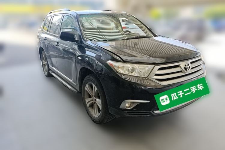 Used Toyota Highlander 2012 2.7L Two-Wheel Drive 7-Seater Luxury Edition Front Right 45 Deg