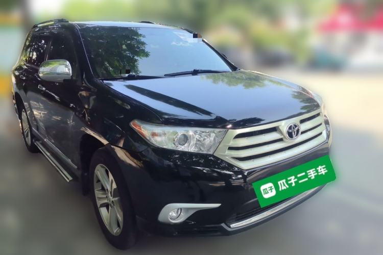 Used Toyota Highlander 2012 2.7L Two-Wheel Drive 5-Seater Sport Edition Front Right 45 Deg