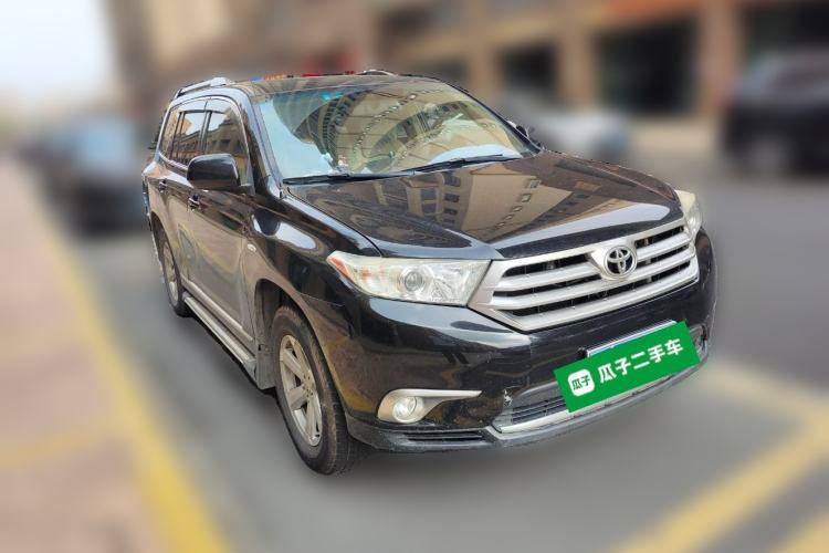 Used Toyota Highlander 2012 2.7L Two-Wheel Drive 7-Seater Elite Edition Front Right 45 Deg