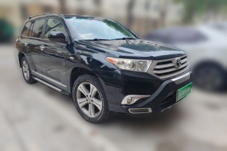 Used Toyota Highlander 2012 2.7L Two-Wheel Drive 5-Seater Sport Edition Front Right 45 Deg