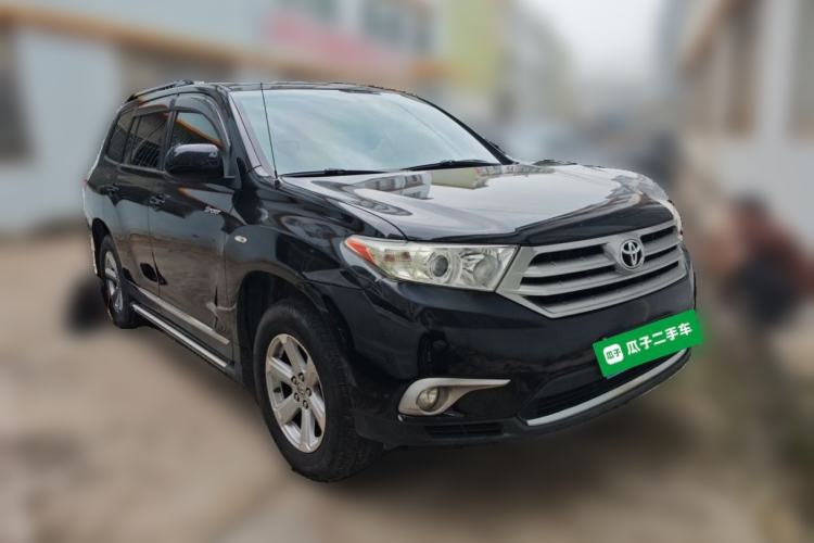 Used Toyota Highlander 2012 2.7L Two-Wheel Drive 7-Seater Elite Edition Front Right 45 Deg