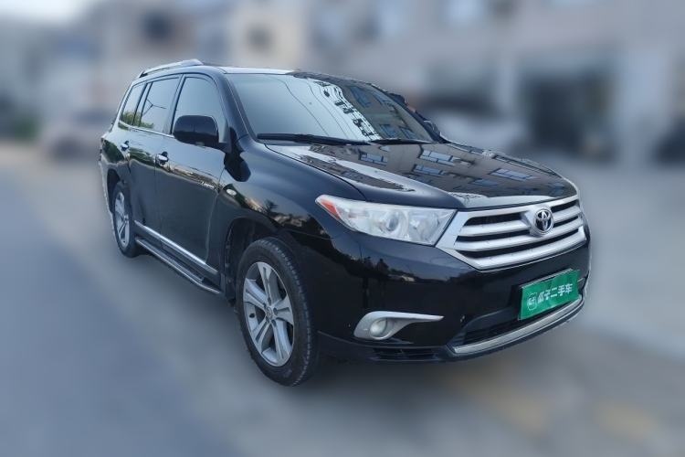 Used Toyota Highlander 2012 2.7L Two-Wheel Drive 7-Seater Ultimate Edition Front Right 45 Deg