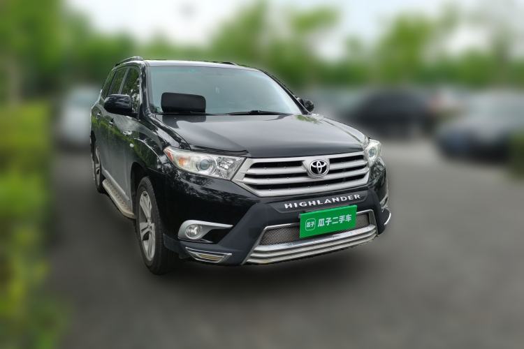 Used Toyota Highlander 2012 2.7L Two-Wheel Drive 7-Seater Luxury Edition Front Right 45 Deg