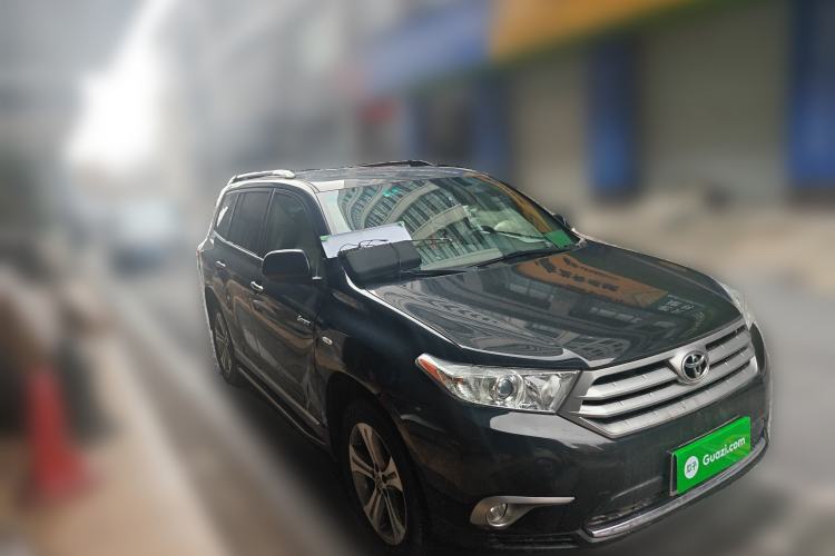Used Toyota Highlander 2012 2.7L Two-Wheel Drive 5-Seater Sport Edition Front Right 45 Deg
