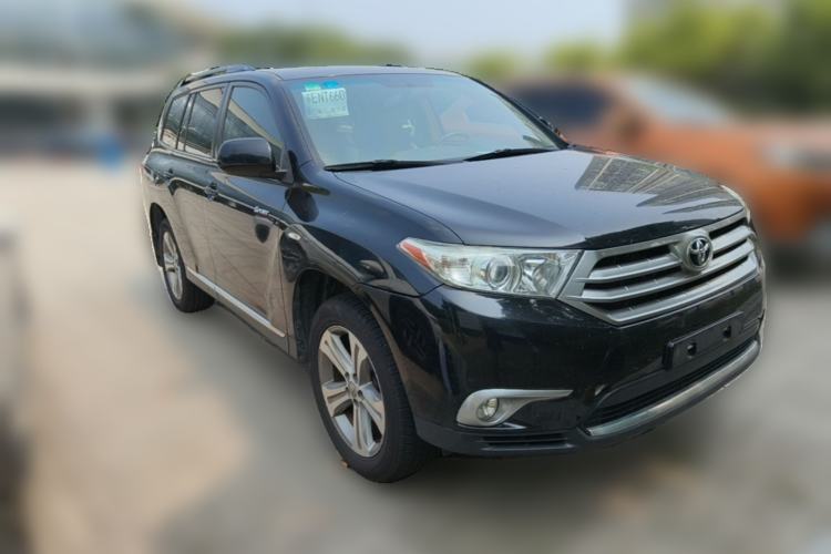 Used Toyota Highlander 2012 2.7L Two-Wheel Drive 7-Seater Luxury Edition Front Right 45 Deg