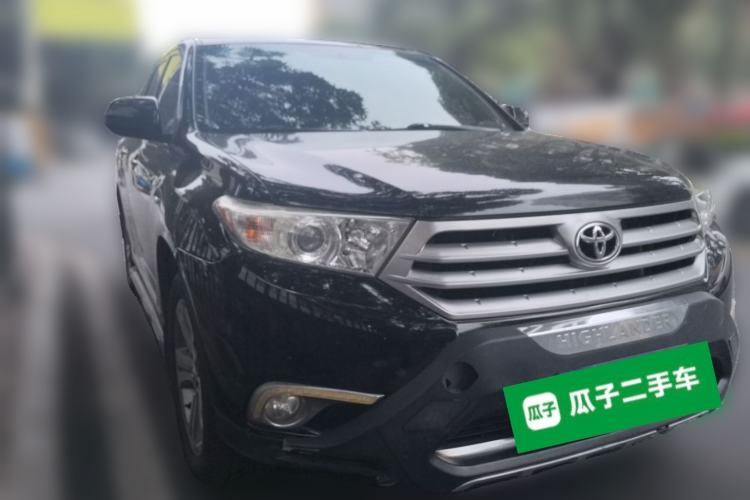 Used Toyota Highlander 2012 2.7L Two-Wheel Drive 7-Seater Luxury Edition Front Right 45 Deg