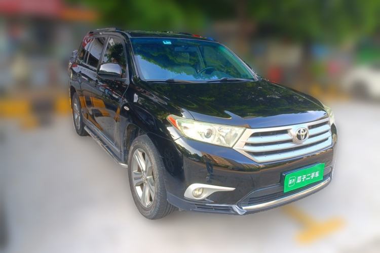 Used Toyota Highlander 2012 2.7L Two-Wheel Drive 7-Seater Luxury Edition Front Right 45 Deg