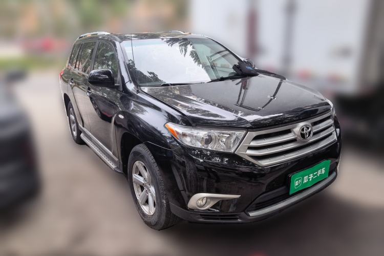 Used Toyota Highlander 2012 2.7L Two-Wheel Drive 7-Seater Elite Edition Front Right 45 Deg