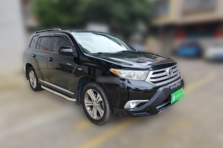 Used Toyota Highlander 2012 2.7L Two-Wheel Drive 7-Seater Luxury Edition Front Right 45 Deg
