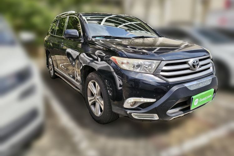 Used Toyota Highlander 2012 2.7L Two-Wheel Drive 7-Seater Luxury Edition Front Right 45 Deg