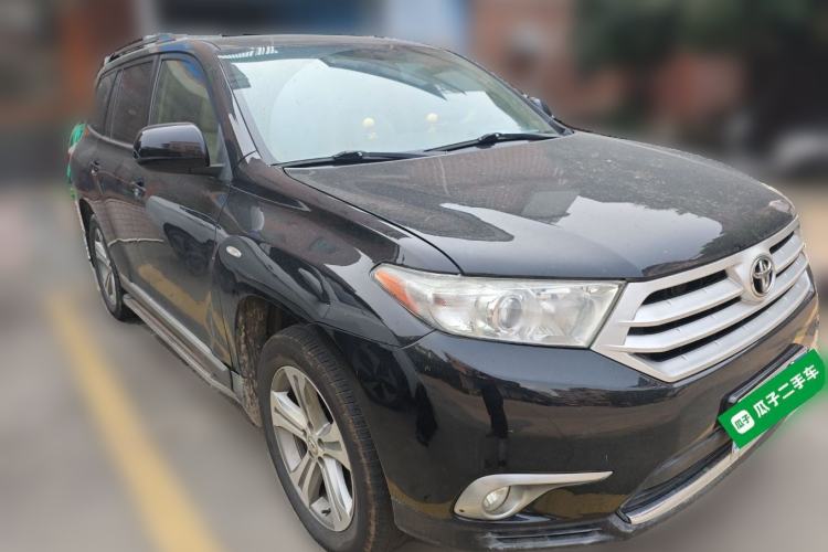 Used Toyota Highlander 2012 2.7L Two-Wheel Drive 7-Seater Luxury Edition Front Right 45 Deg