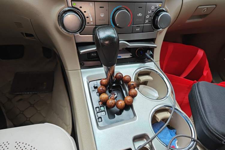 Used Toyota Highlander 2012 2.7L 2WD 5-Seater Elite Edition Gear Lever