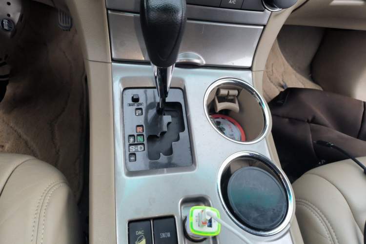 Used Toyota Highlander 2012 3.5L 4x4 7-Seater Elite Edition Gear Lever