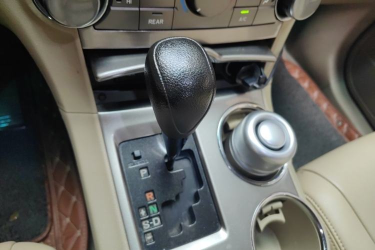 Used Toyota Highlander 2012 2.7L Two-Wheel Drive 7-Seater Elite Edition Gear Lever