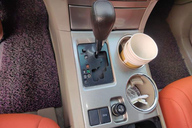 Used Toyota Highlander 2012 2.7L 2WD 5-Seater Elite Edition Gear Lever
