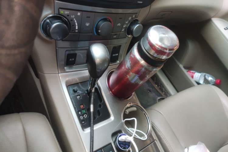Used Toyota Highlander 2012 2.7L Two-Wheel Drive 5-Seater Sport Edition Gear Lever