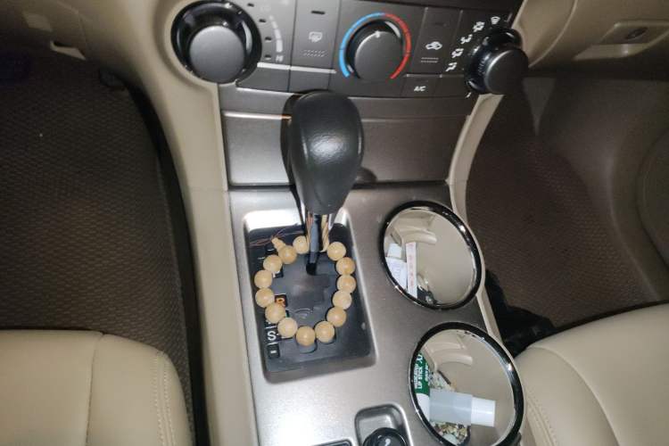 Used Toyota Highlander 2012 2.7L 2WD 5-Seater Elite Edition Gear Lever