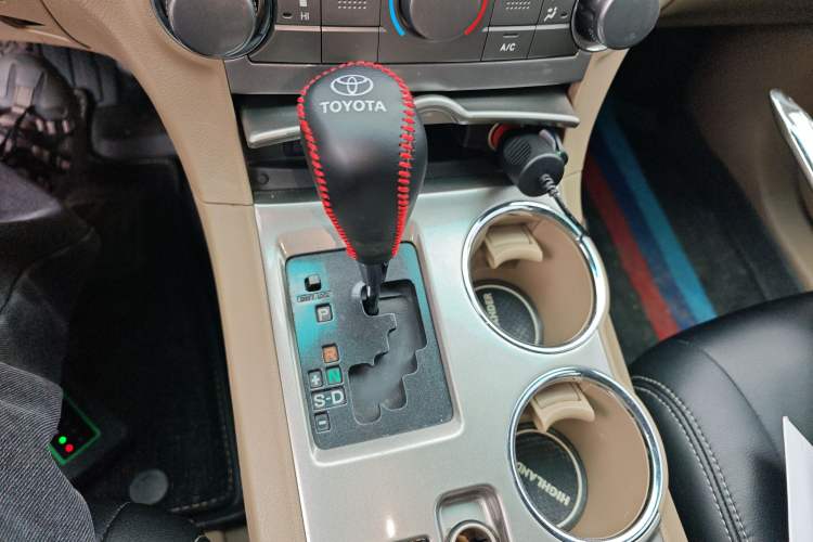 Used Toyota Highlander 2012 2.7L 2WD 5-Seater Elite Edition Gear Lever