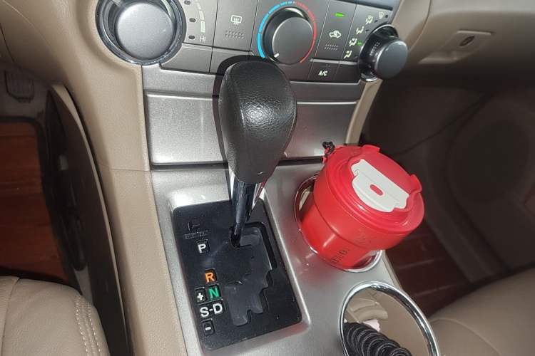 Used Toyota Highlander 2012 2.7L 2WD 5-Seater Elite Edition Gear Lever
