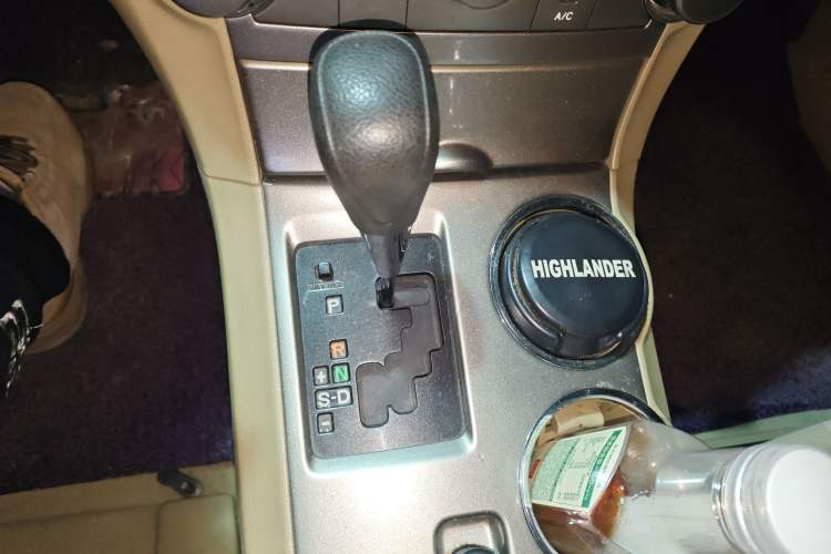 Used Toyota Highlander 2012 2.7L 2WD 5-Seater Elite Edition Gear Lever