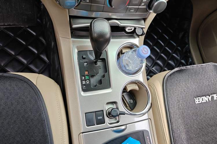 Used Toyota Highlander 2012 2.7L 2WD 5-Seater Elite Edition Gear Lever