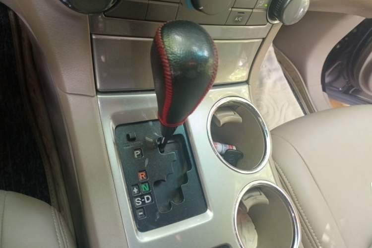 Used Toyota Highlander 2012 2.7L 2WD 5-Seater Elite Edition Gear Lever