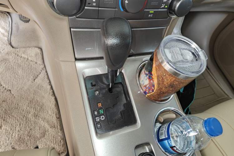 Used Toyota Highlander 2012 2.7L 2WD 5-Seater Elite Edition Gear Lever