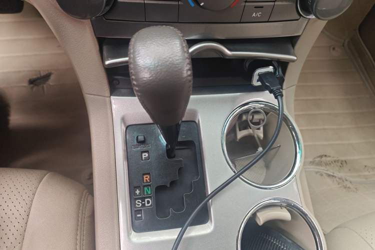 Used Toyota Highlander 2012 2.7L 2WD 5-Seater Elite Edition Gear Lever