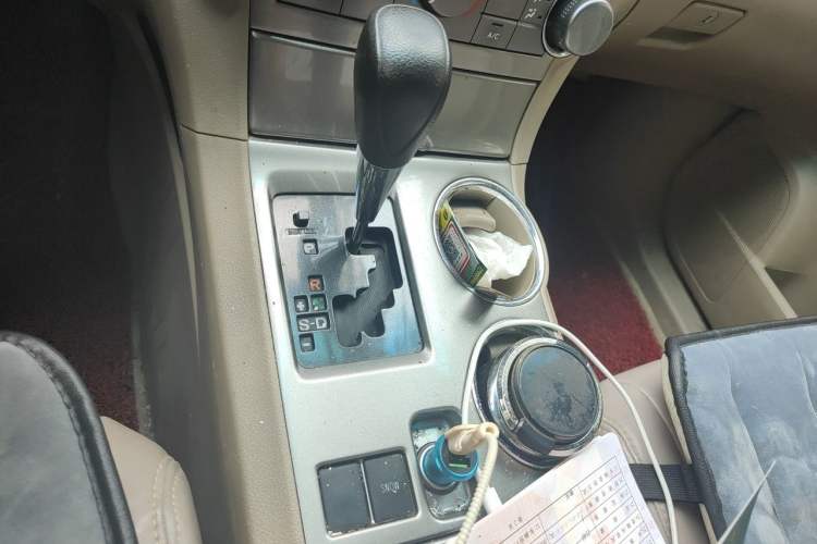 Used Toyota Highlander 2012 2.7L 2WD 5-Seater Elite Edition Gear Lever