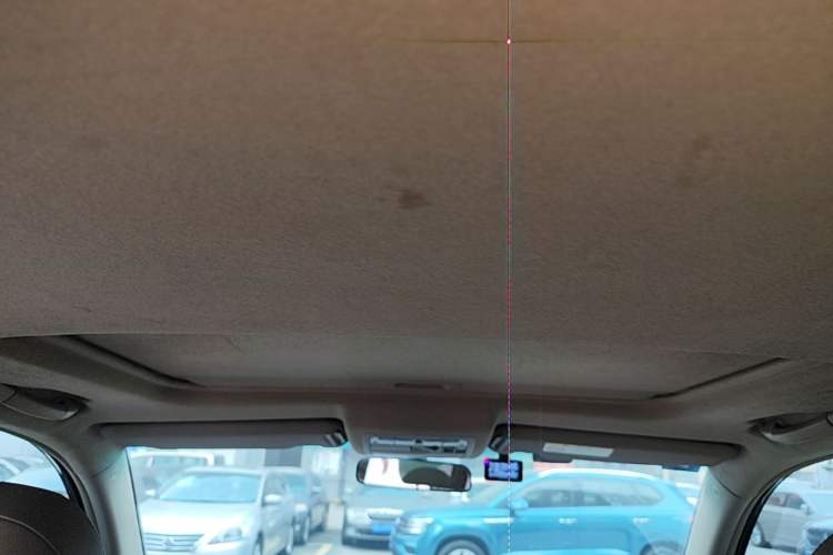 Used Toyota Highlander 2012 2.7L Two-Wheel Drive 7-Seater Luxury Edition Headliner
