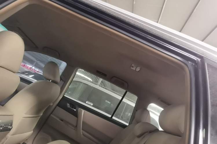 Used Toyota Highlander 2012 3.5L 4x4 7-Seater Elite Edition Headliner