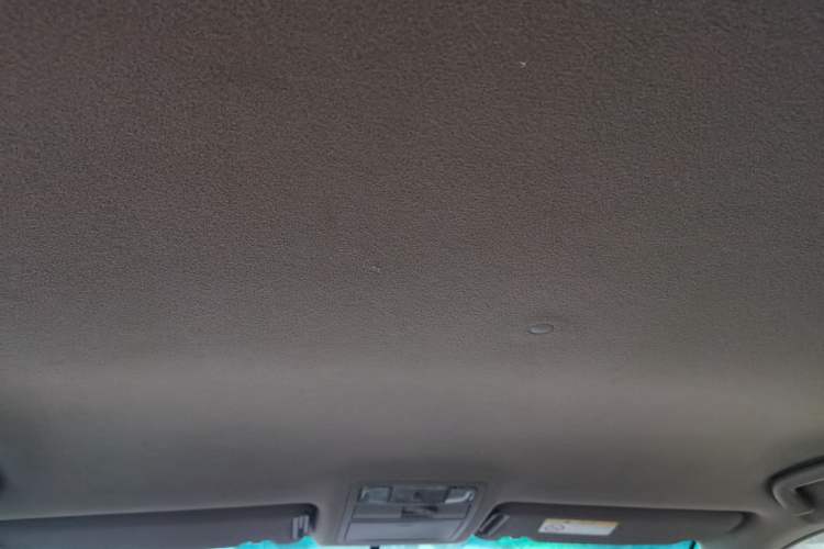 Used Toyota Highlander 2012 2.7L Two-Wheel Drive 5-Seater Sport Edition Headliner