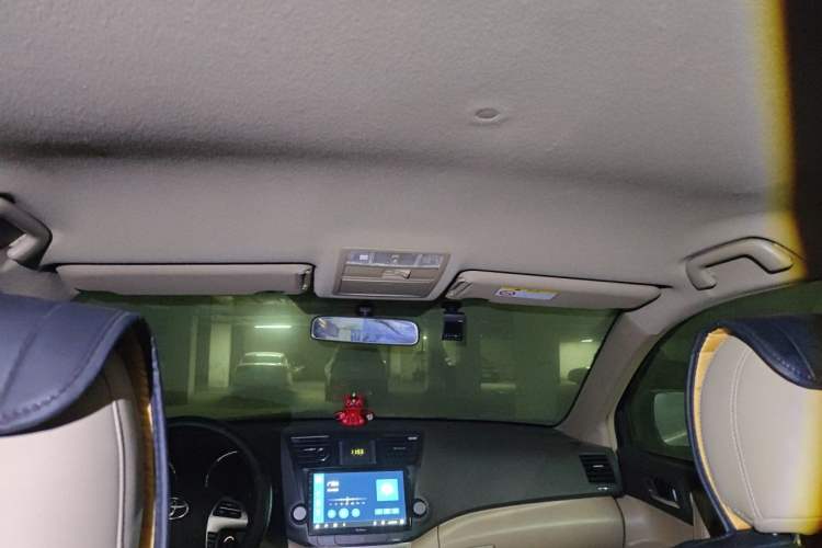 Used Toyota Highlander 2012 2.7L 2WD 5-Seater Elite Edition Headliner