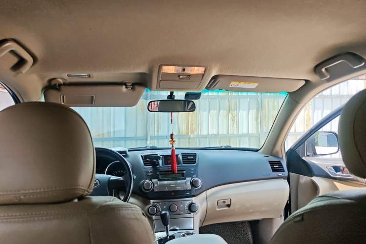 Used Toyota Highlander 2012 3.5L 4x4 7-Seater Elite Edition Headliner