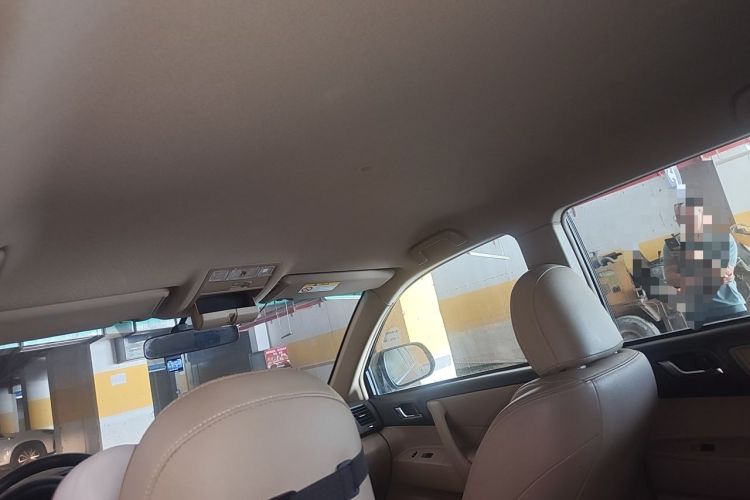 Used Toyota Highlander 2012 2.7L 2WD 5-Seater Elite Edition Headliner