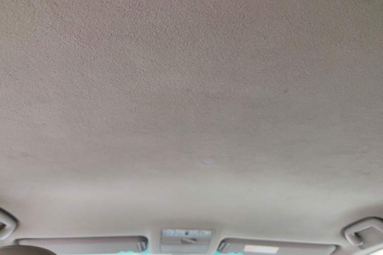 Used Toyota Highlander 2012 2.7L Two-Wheel Drive 5-Seater Sport Edition Headliner