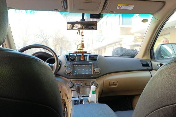 Used Toyota Highlander 2012 2.7L 2WD 5-Seater Elite Edition Headliner